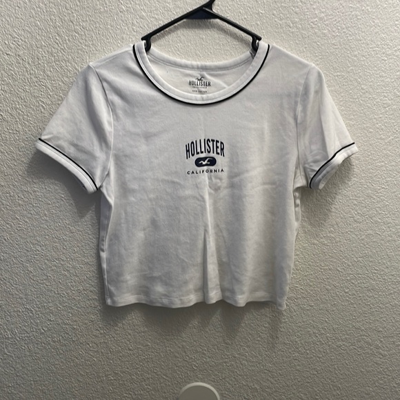 Hollister crop top - Picture 1 of 2